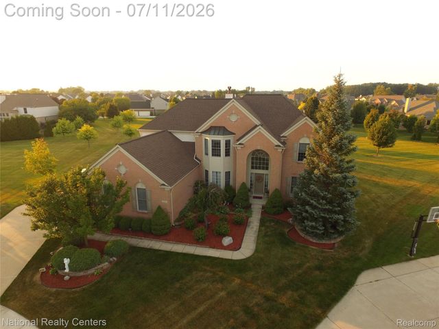 429 Delaford Court, Canton Charter Township, MI 48188