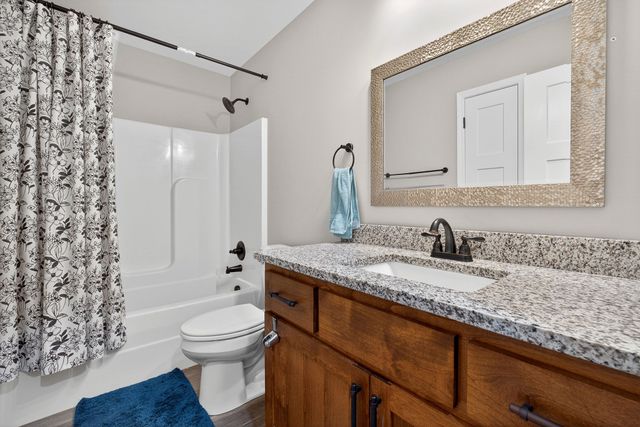 3933 Winter Haven Dr, Cookeville, TN 38501