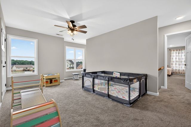 3933 Winter Haven Dr, Cookeville, TN 38501