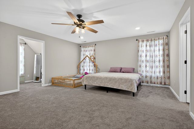 3933 Winter Haven Dr, Cookeville, TN 38501