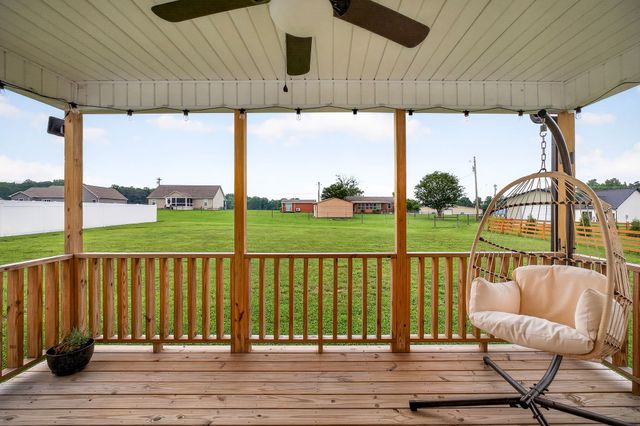 3933 Winter Haven Dr, Cookeville, TN 38501