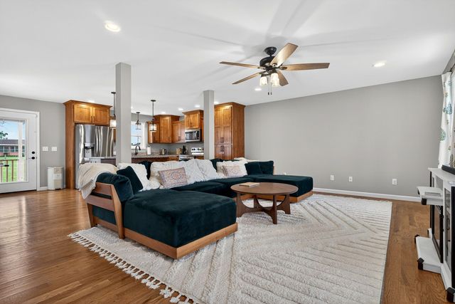 3933 Winter Haven Dr, Cookeville, TN 38501