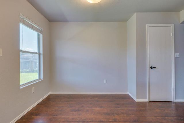 12521 Campana DR, Del Valle, TX 78617