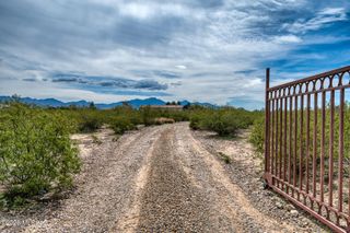 6690 E Sahuarita Road, Sahuarita, AZ 85629