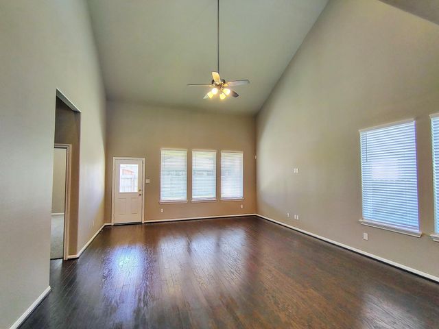 2307 Sweet Bay Drive, Texas City, TX 77568