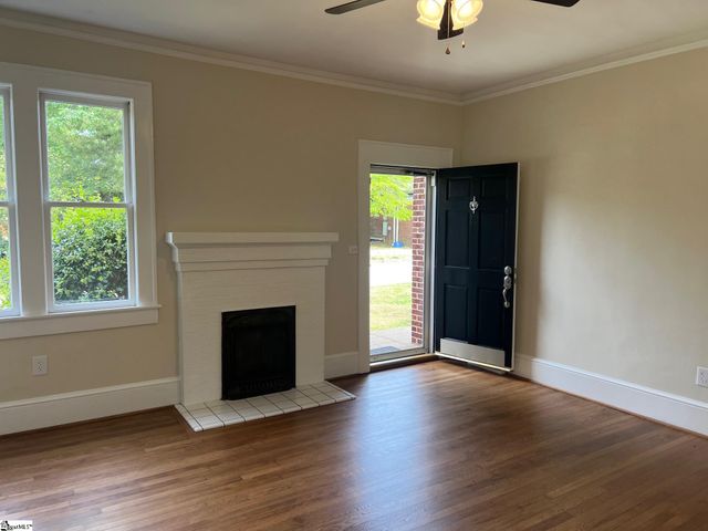 101 Ballenger Avenue, Greer, SC 29650
