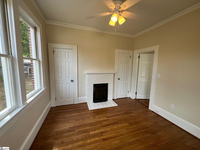 101 Ballenger Avenue, Greer, SC 29650