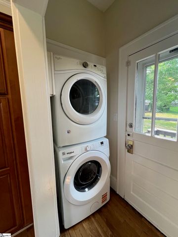 101 Ballenger Avenue, Greer, SC 29650