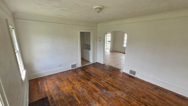 345 W Nevada Street, Highland Park City, MI 48203