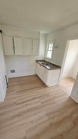 345 W Nevada Street, Highland Park City, MI 48203