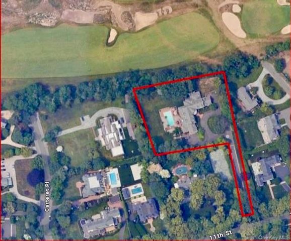 85 Eleventh Street, Garden City, NY 11530