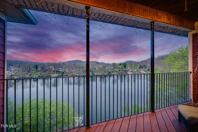 3657 Crest Road, Kingsport, TN 37664