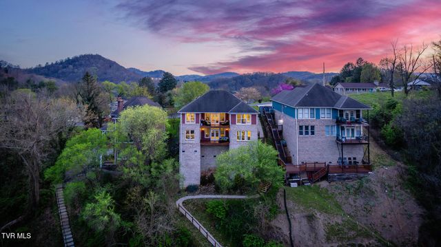 3657 Crest Road, Kingsport, TN 37664