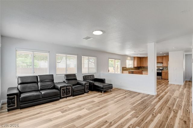 160 Kennet Court, Las Vegas, NV 89144