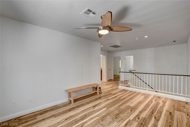 160 Kennet Court, Las Vegas, NV 89144