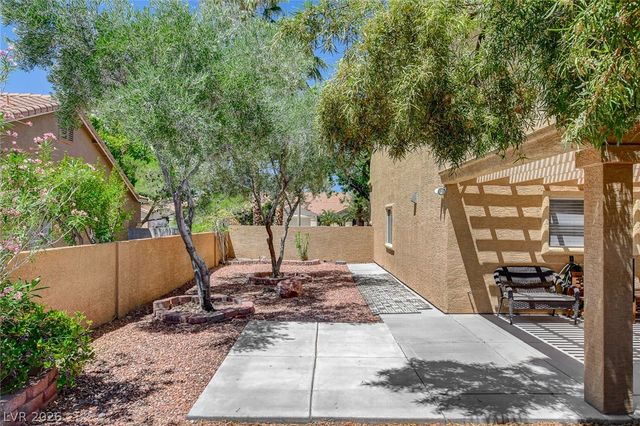 160 Kennet Court, Las Vegas, NV 89144