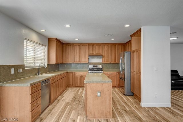 160 Kennet Court, Las Vegas, NV 89144