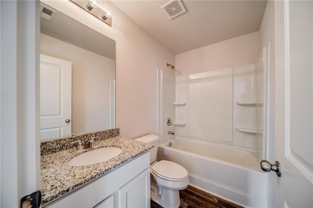 300 Coverly Court, Kingston, GA 30145