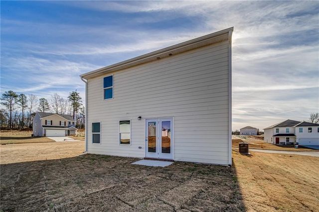 300 Coverly Court, Kingston, GA 30145