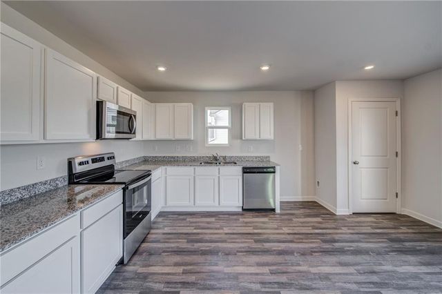 300 Coverly Court, Kingston, GA 30145