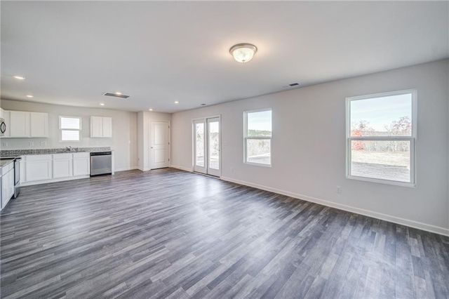 300 Coverly Court, Kingston, GA 30145