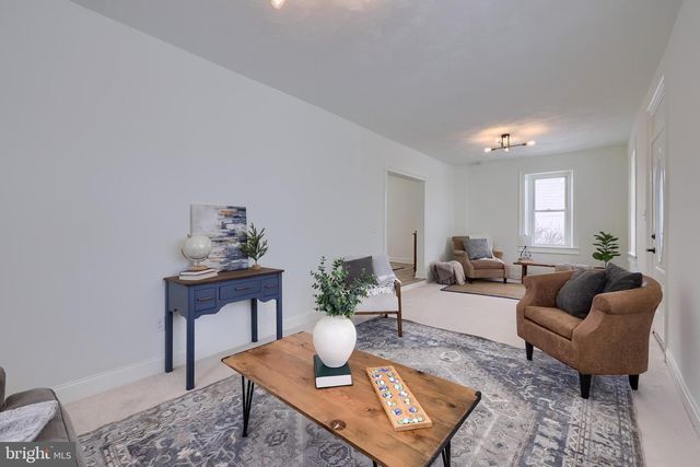 645 S MAIN ST, Red Lion, PA 17356