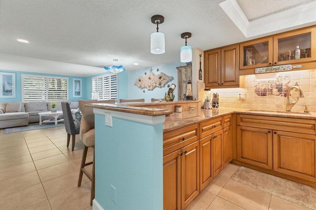 8776 MIDNIGHT PASS ROAD C107, Sarasota, FL 34242