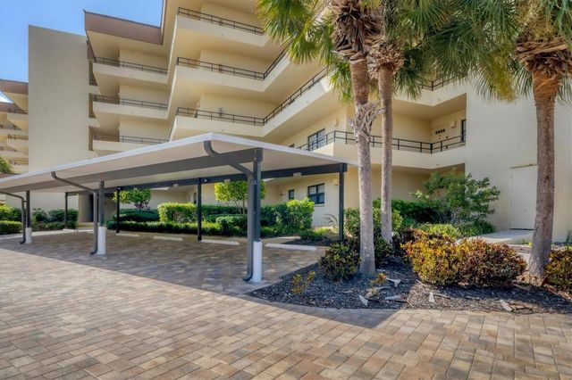 8776 MIDNIGHT PASS ROAD C107, Sarasota, FL 34242