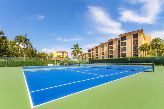8776 MIDNIGHT PASS ROAD C107, Sarasota, FL 34242