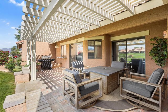 42405 Sultan Avenue, Palm Desert, CA 92211