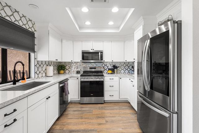 42405 Sultan Avenue, Palm Desert, CA 92211