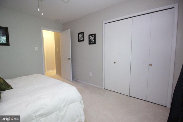 1403 GREENMONT CT, Reston, VA 20190