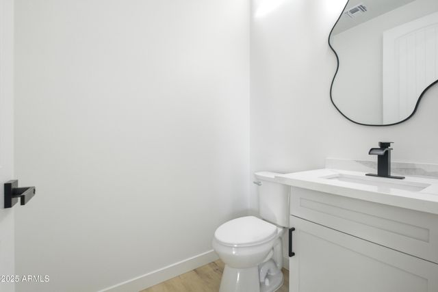 32933 W ELWOOD Street, Tonopah, AZ 85354