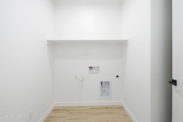 32933 W ELWOOD Street, Tonopah, AZ 85354