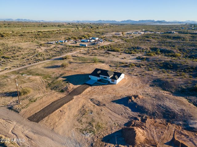 32933 W ELWOOD Street, Tonopah, AZ 85354