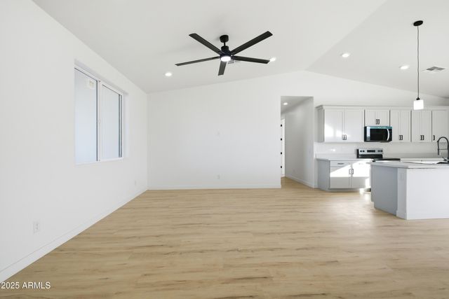 32933 W ELWOOD Street, Tonopah, AZ 85354