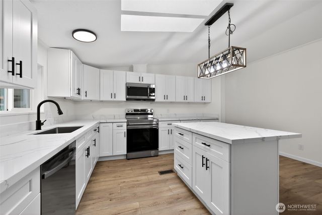 8906 225th Street Ct E, Graham, WA 98338