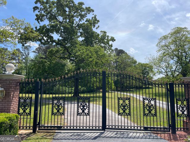 3571 Highway 20 W, Hampton, GA 30228