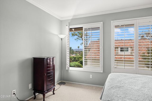 721 Blue Oak Avenue, Thousand Oaks, CA 91320