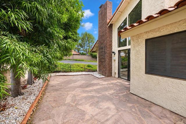 721 Blue Oak Avenue, Thousand Oaks, CA 91320