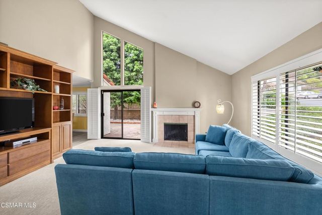721 Blue Oak Avenue, Thousand Oaks, CA 91320