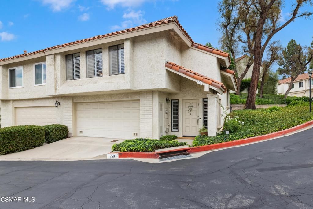 721 Blue Oak Avenue, Thousand Oaks, CA 91320
