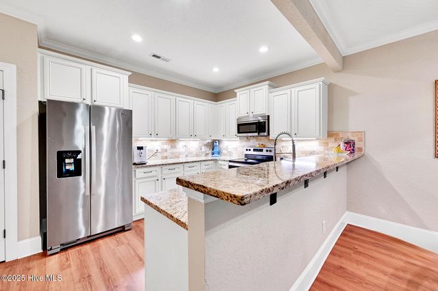 1856 Cambria Drive B, Greenville, NC 27834