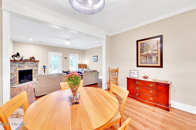 1856 Cambria Drive B, Greenville, NC 27834