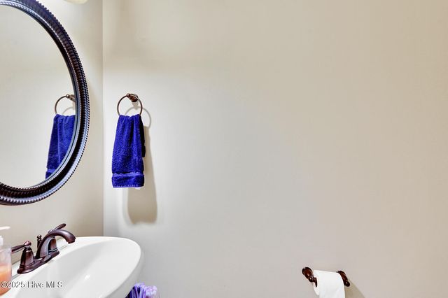 1856 Cambria Drive B, Greenville, NC 27834