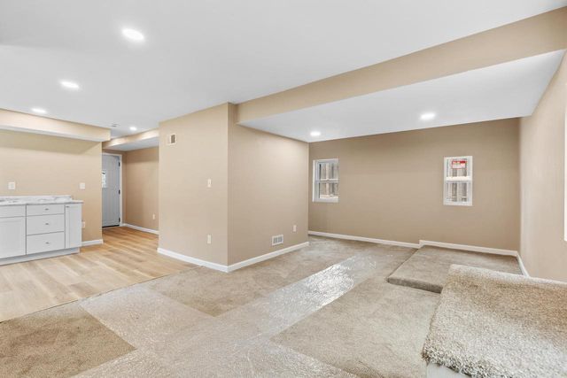 1637 Maple STREET, South Milwaukee, WI 53172