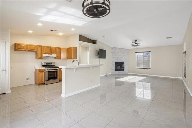 66278 3rd Street, Desert Hot Springs, CA 92240