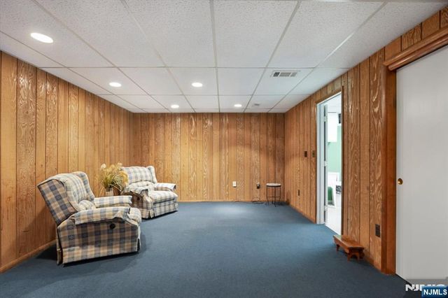 3 Brookside Heights 58, Wanaque, NJ 07465