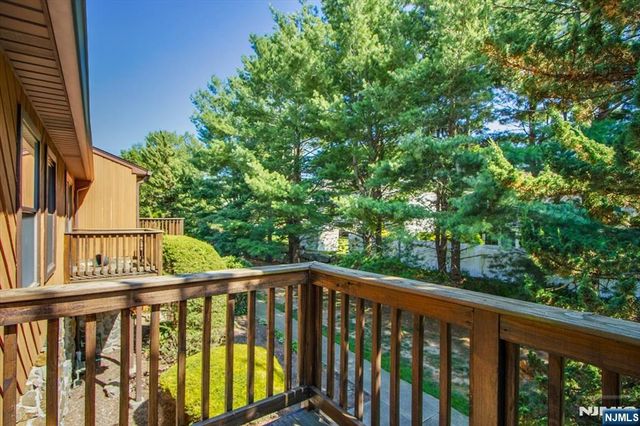3 Brookside Heights 58, Wanaque, NJ 07465