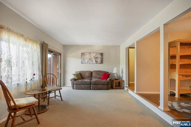 3 Brookside Heights 58, Wanaque, NJ 07465